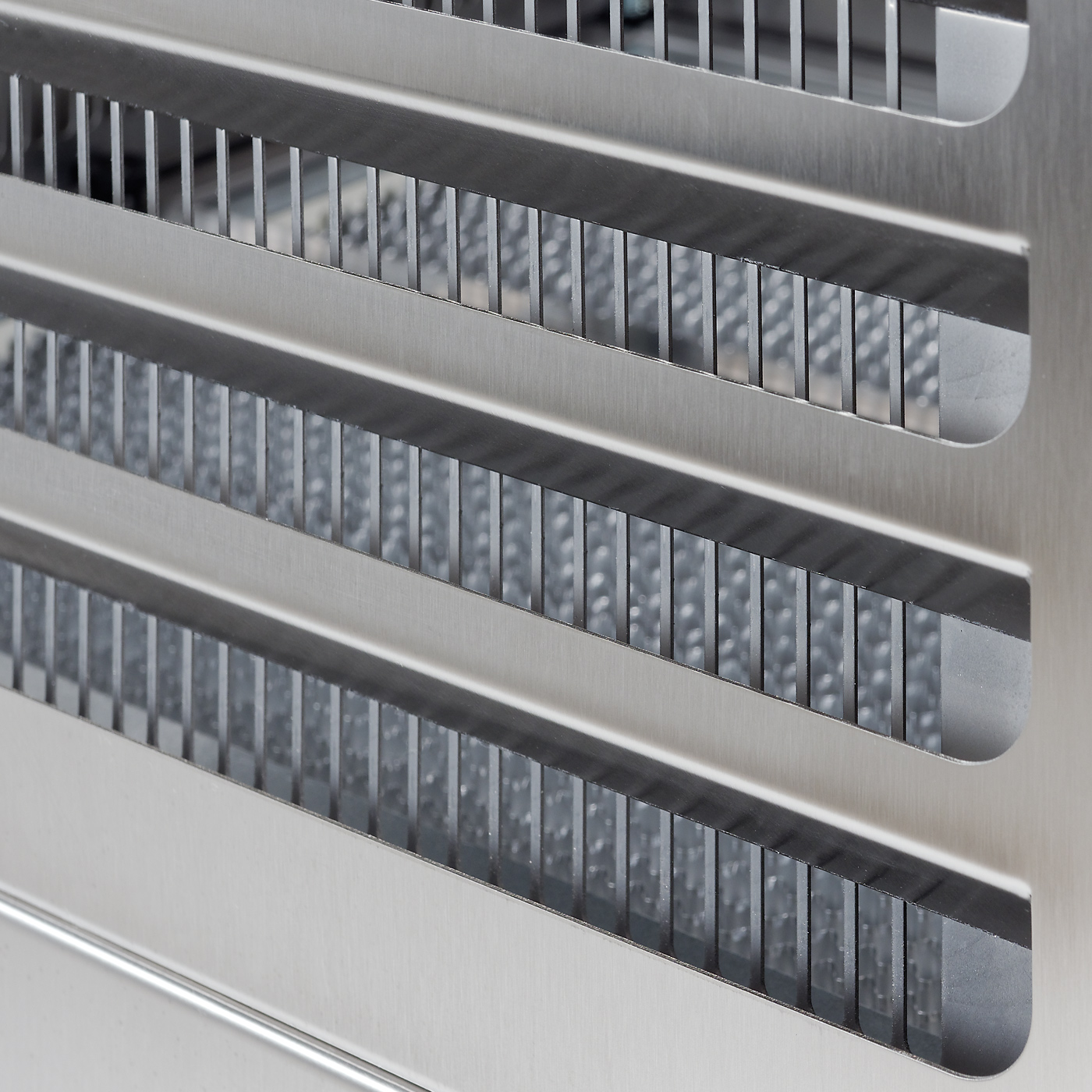 Pročišćivač zraka TAC V + visokih performansi u dizajnu od nehrđajućeg čelika