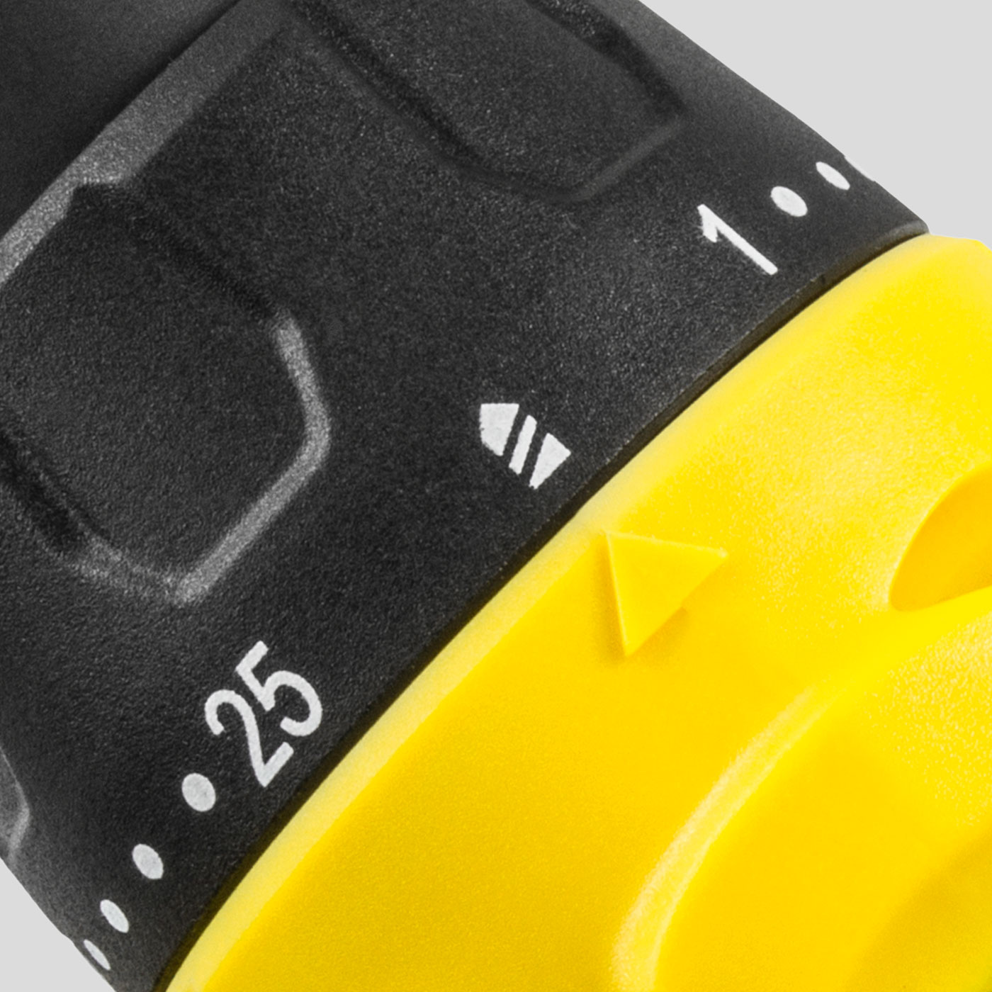 Naše akumulatorske bušilice imaju 19 ili 25 postavki okretnog momenta, ovisno o modelu.